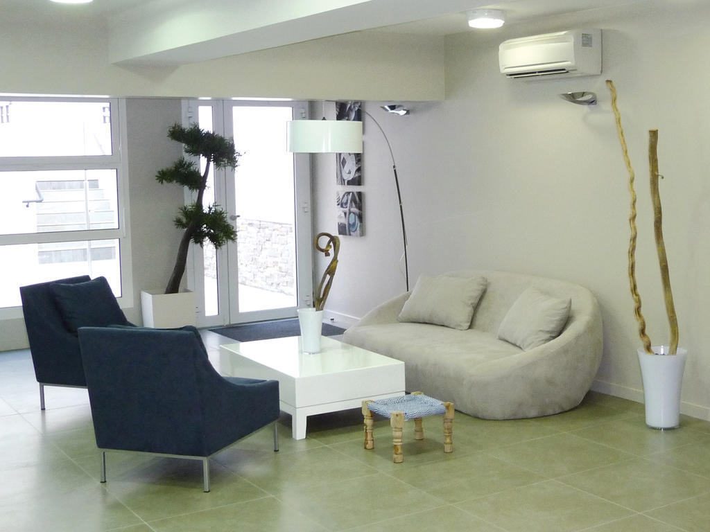 Lagrange Vacances Les Patios Eugenie Biarritz Exterior photo